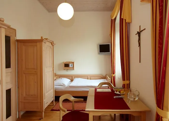 Hotel Seminarzentrum Stift Schlaegl