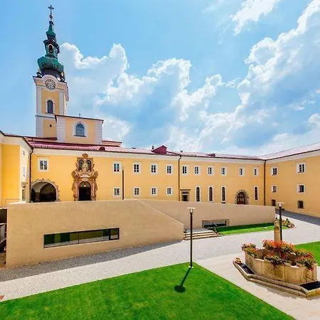 Seminarzentrum Stift Schlaegl